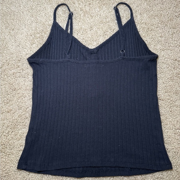 Black Ribbed Button-Up Tank Top - Picture 3 of 3